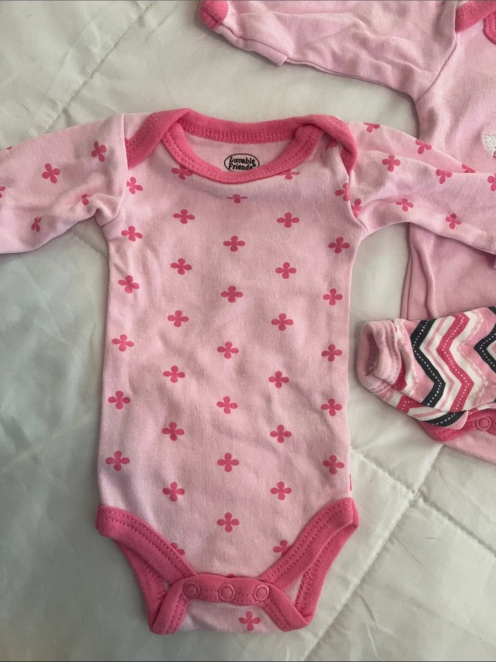 Luvable Friends 3-Pack Pink Long-Sleeve Bodysuits with Fox, Chevron & Clover
